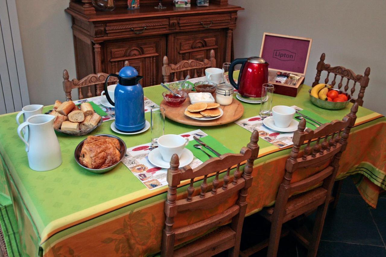 Ferme Brocart Bed & Breakfast Bouvines ภายนอก รูปภาพ